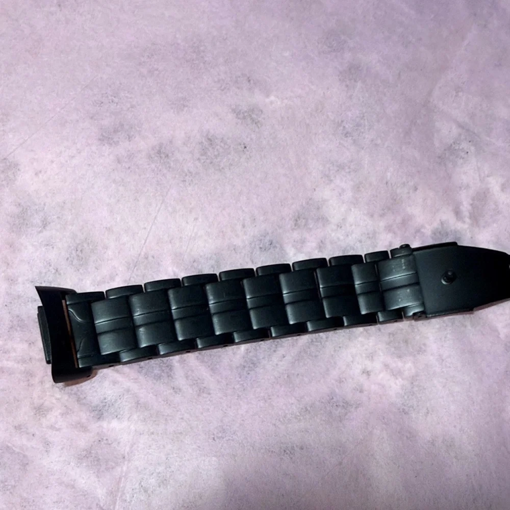 Black Metal Watch Band for Fitbit